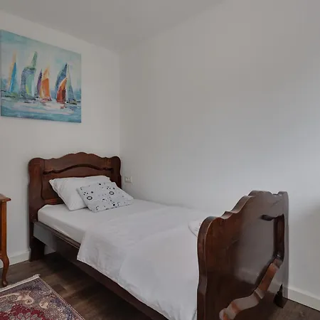 Hidden Pool House With Sea View - Happy Appartement Klenovica
