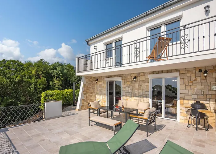 Apartmán Hidden Pool House With Sea View - Happy *