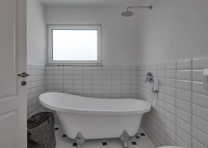 Apartamento Hidden Pool House With Sea View - Happy *