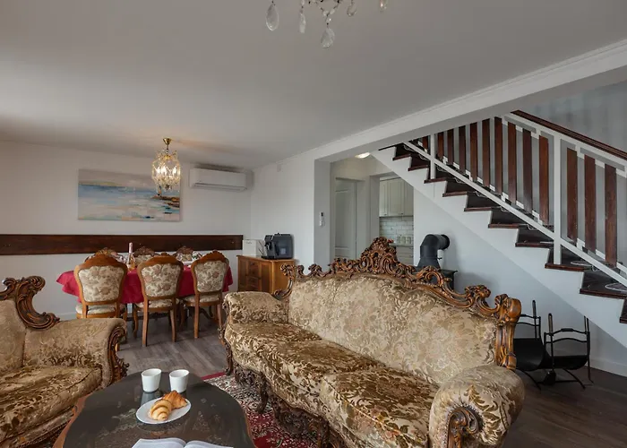 Hidden Pool House With Sea View - Happy Apartamento Klenovica