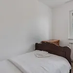Hidden Pool House With Sea View - Happy Apartmán