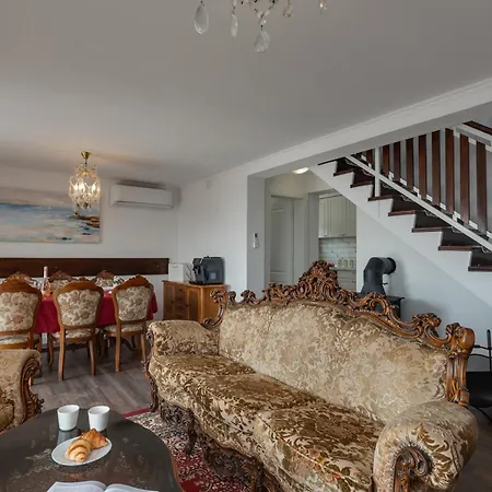 Hidden Pool House With Sea View - Happy * كلينوفيتسا